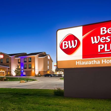Best Western Plus Hiawatha Hotel Exteriör bild